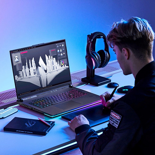 ROG Nebula Display và ROG Intelligent Cooling là hai công nghệ minh chứng cho vị thế dẫn đầu của ASUS ROG