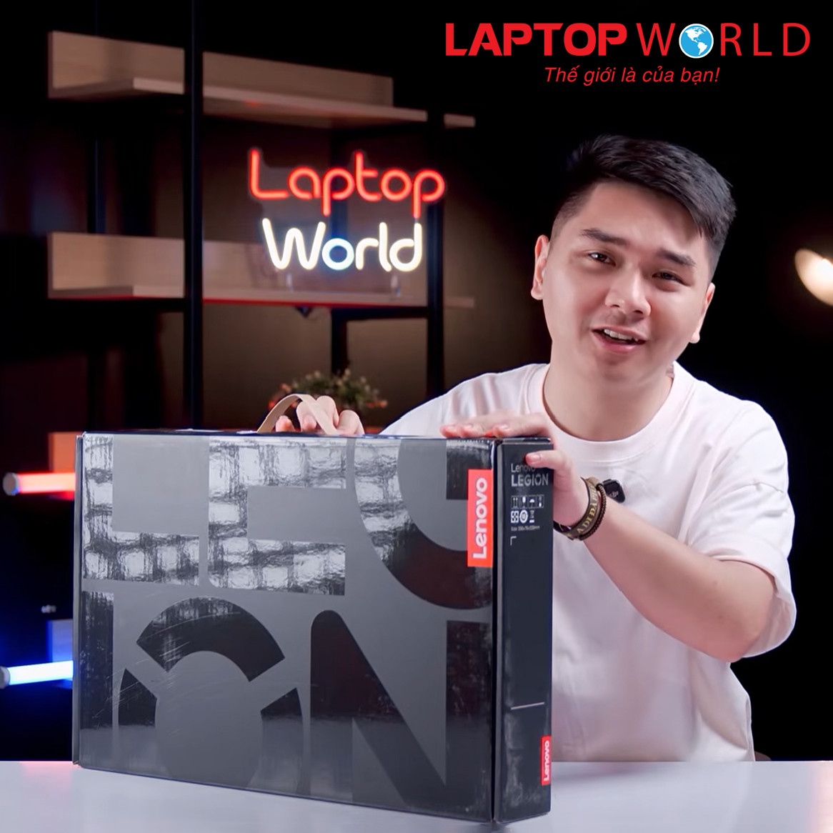 Hàng hiếm có sẵn: Cận cảnh bộ đôi Legion 7 83KY001VVN & 83KY001UVN – Trắng Glacier cực phẩm, cấu hình không đối thủ.
