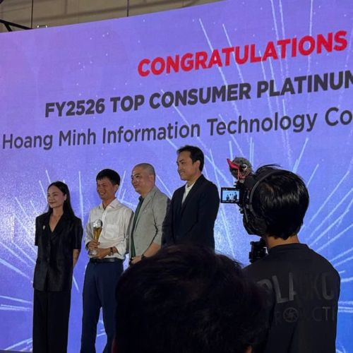 LaptopWorld Vinh Dự Nhận Giải Lenovo Top Consumer Platinum Retailer FY25/26