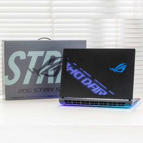 ASUS Republic of Gamers ra mắt ROG Strix SCAR 18 2026 tại Việt Nam