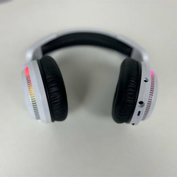 Tai nghe DareU A710 RGB Wireless White