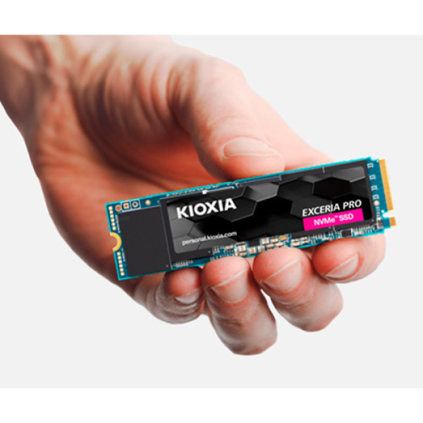 Ổ cứng SSD Kioxia Exceria Pro 1TB M.2 2280 NVMe PCIe Gen 4x4 (LSE10Z001TG8)